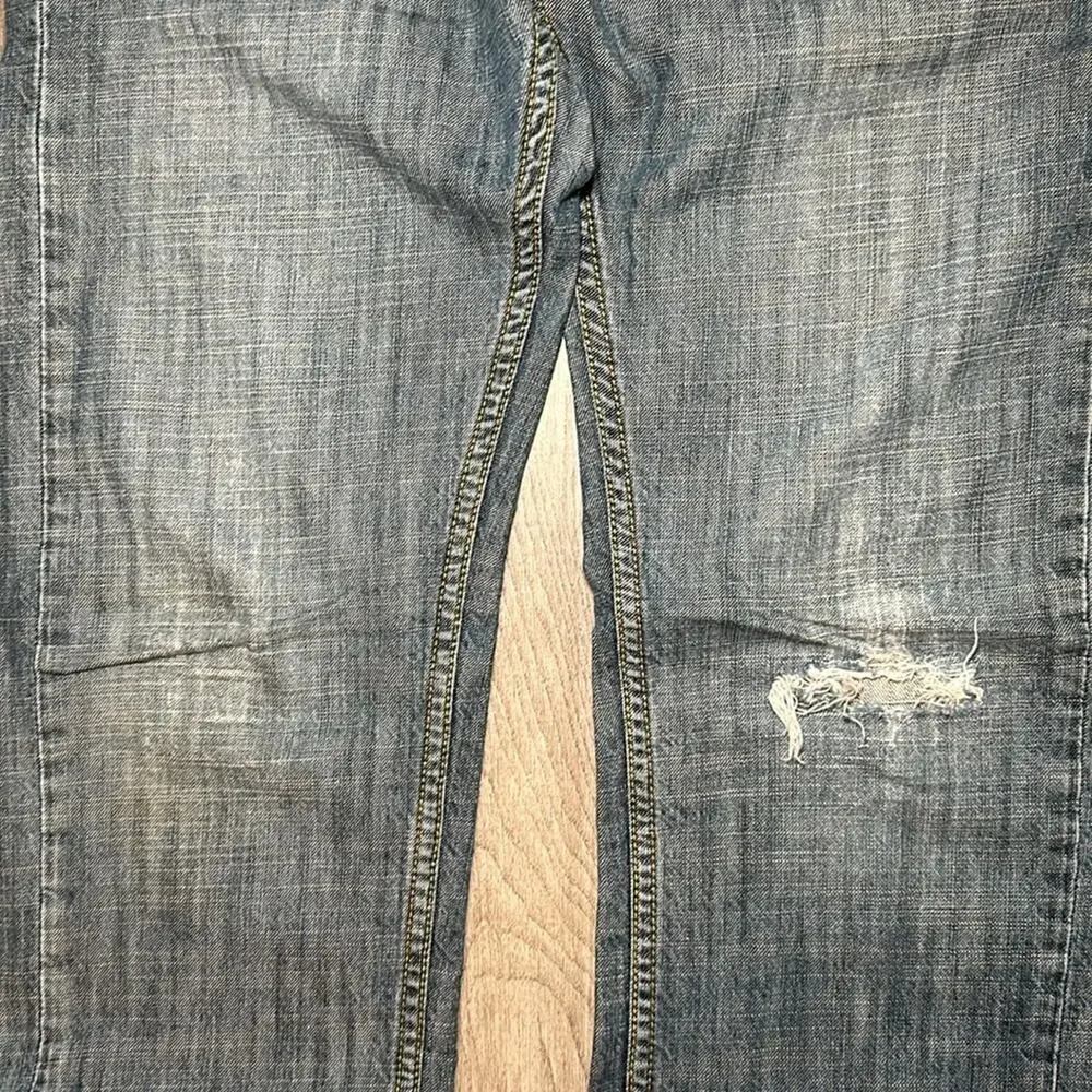 Levi’s 511 Distressed Skinny Jeans - 32x32